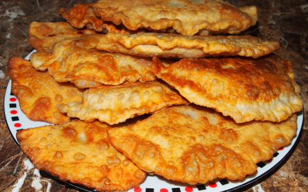 Вкусные чебуреки