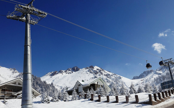Чимбулак - популярный горнолыжный курорт в Казахстане