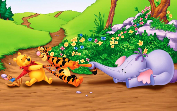 Крошка Ру, Вини-Пух и Тигра играют со слоненком