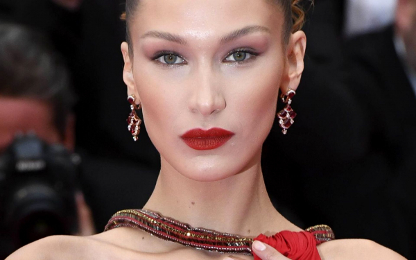 Белла Хадид