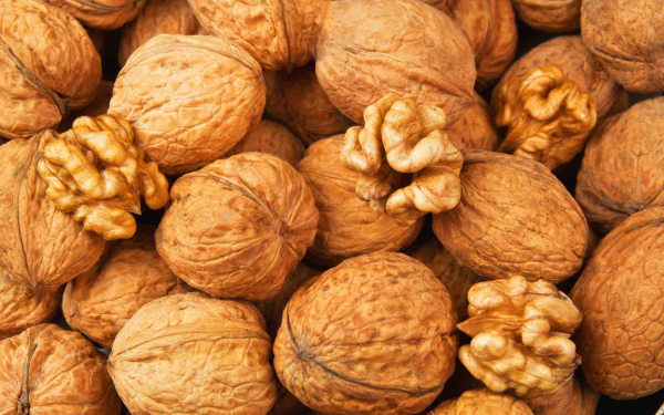 Орехи грецкие