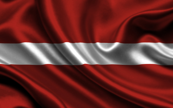 Флаг Латвии