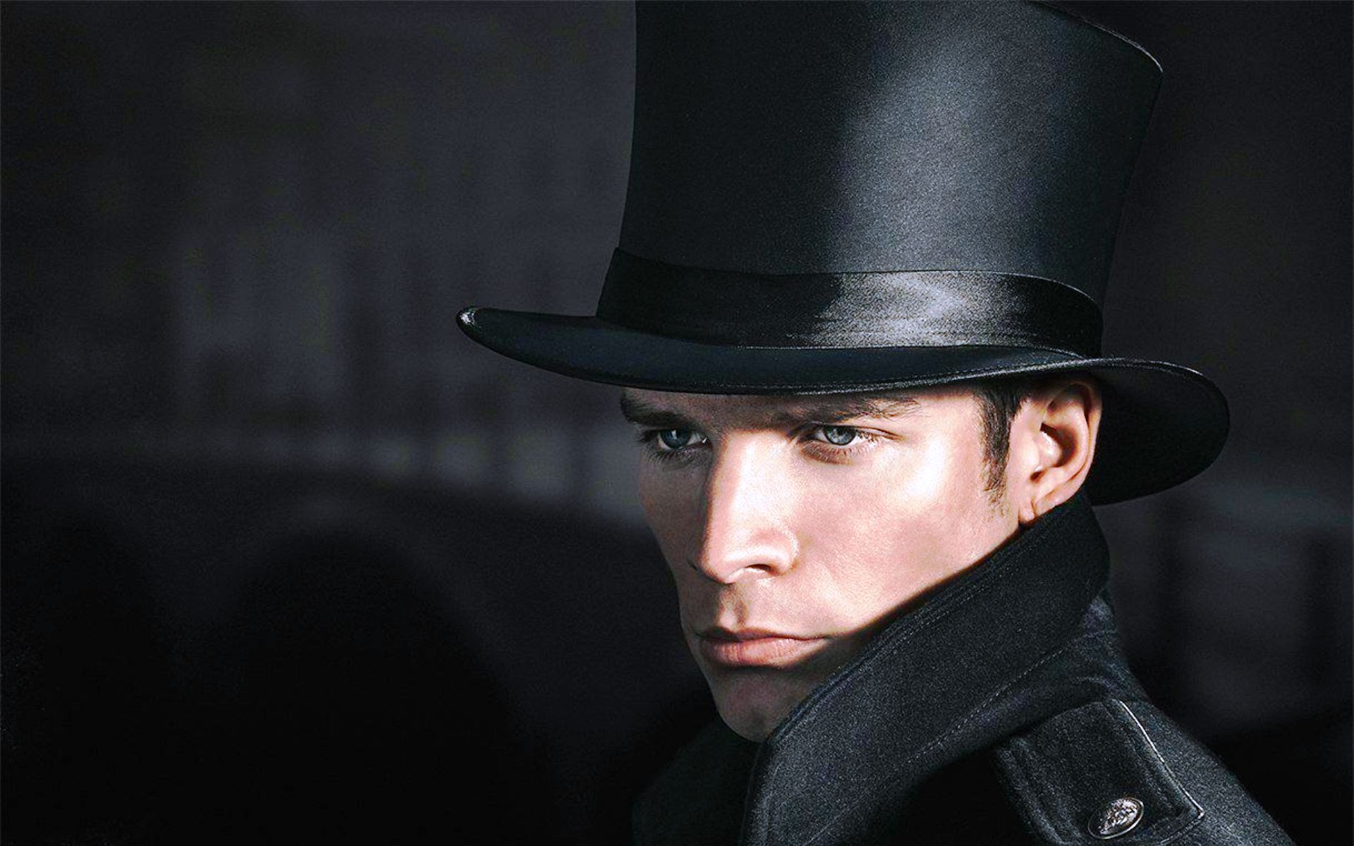 Шляпа поэта. Широкополая шляпа мужская Боливар. Мужчина в шляпе. Мужчина в цилиндре. Шляпа аристократа.