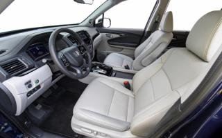 2019 Honda Pilot interior