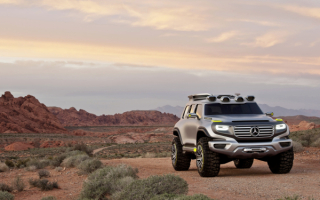 Mercedes Benz Police SUV