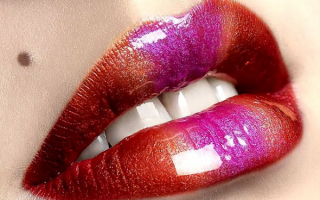Красно-фиолетовые губы