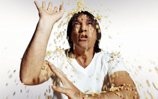 Антонио Бандерос и кукуруза