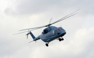 Вертолет Ми-38 в полете
