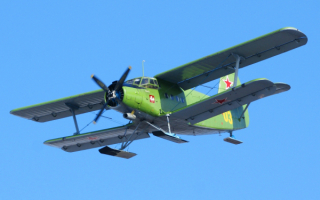 Биплан Ан-2 на лыжах