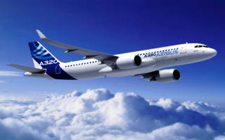 Аэробус А320 в полете