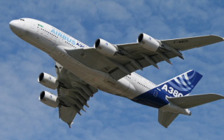 Аэробус А380 в полете