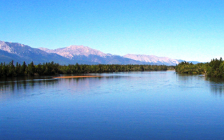 Река Ангара - главный и правый приток Енисея