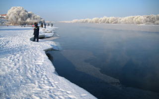 Зимняя рыбалка на Москве реке