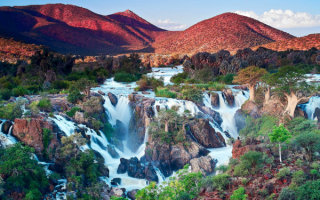 Водопад Эпупа в Намибии