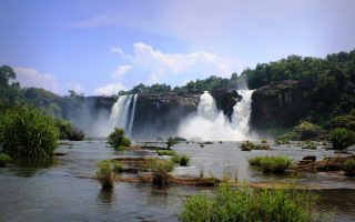 Атираппилли - водопад в Индии
