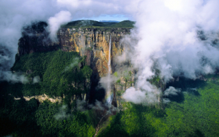 Самый высокий в мире водопад Анхель