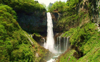 Водопад Кэгон в Японии