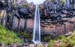 Водопад Свартифосс в Исландии