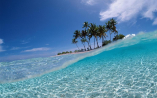 Море прозрачная вода