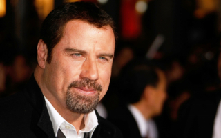 Джон Траволта - американский актёр, танцор и певец.