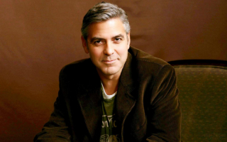 Джордж Клуни - американский актёр, режиссёр, продюсер и сценарист.