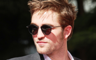 Роберт Паттинсон  — британский актёр, модель и музыкант.