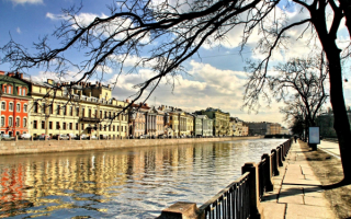Набержная Невы в Санкт-Петербурге
