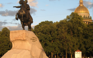 Памятник Петру Первому в Санкт-Петербурге