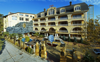 Отель Чеботаревъ в  Сочи