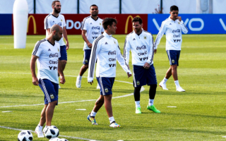 Футболисты сборной Аргентины на тренировке