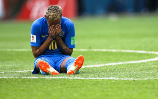 Неймар плачет