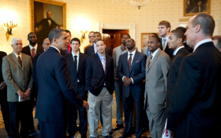 Баскетболисты Чикаго Буллз на приеме в Белом доме