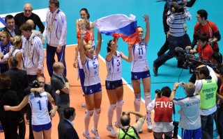 Женская волейбольная сборная России принимает поздравления