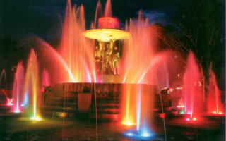 Поющий  фонтан