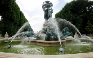 Фонтан в Люксембурском саду