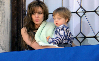 Анджелина Джоли с сыном