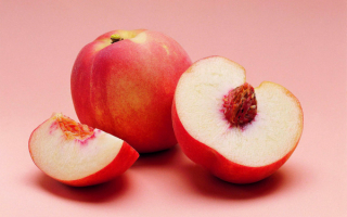 Сладкие персики