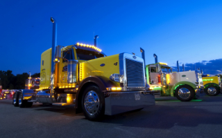 Trucks Peterbilt / Грузовики Петербилт