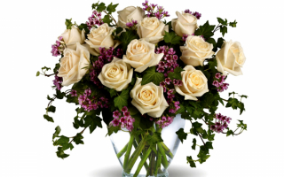 Белые розы в букете