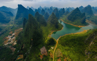 Река Лицзян в горах