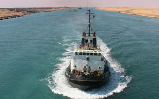 Суэцкий судоходный канал в Египте