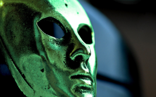 Зеленая маска