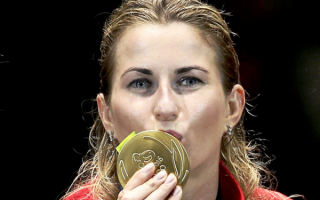 Инна Дериглазова завоевала олимпийское золото в индивидуальных соревнованиях рапиристок