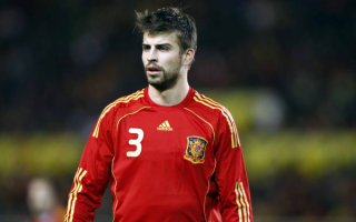 Жерар Пике защитник 