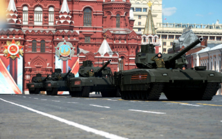 Танки Т-14 Армата на Красной площади