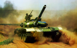 Китайский танк на марше