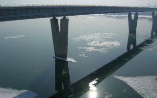 Метрополитеновский мост через реку Обь в Новосибирске