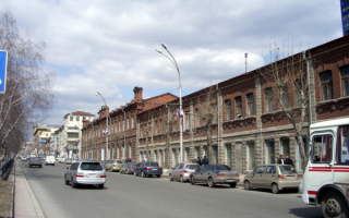 Старинные здания на Красном проспекте в Новосибирске