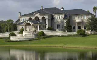 Вилла у озера