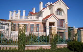 Вилла за оградой